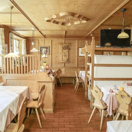 Gasthof Albergo Neuwirt ヴァル・ディ・ヴィッツェ エクステリア 写真