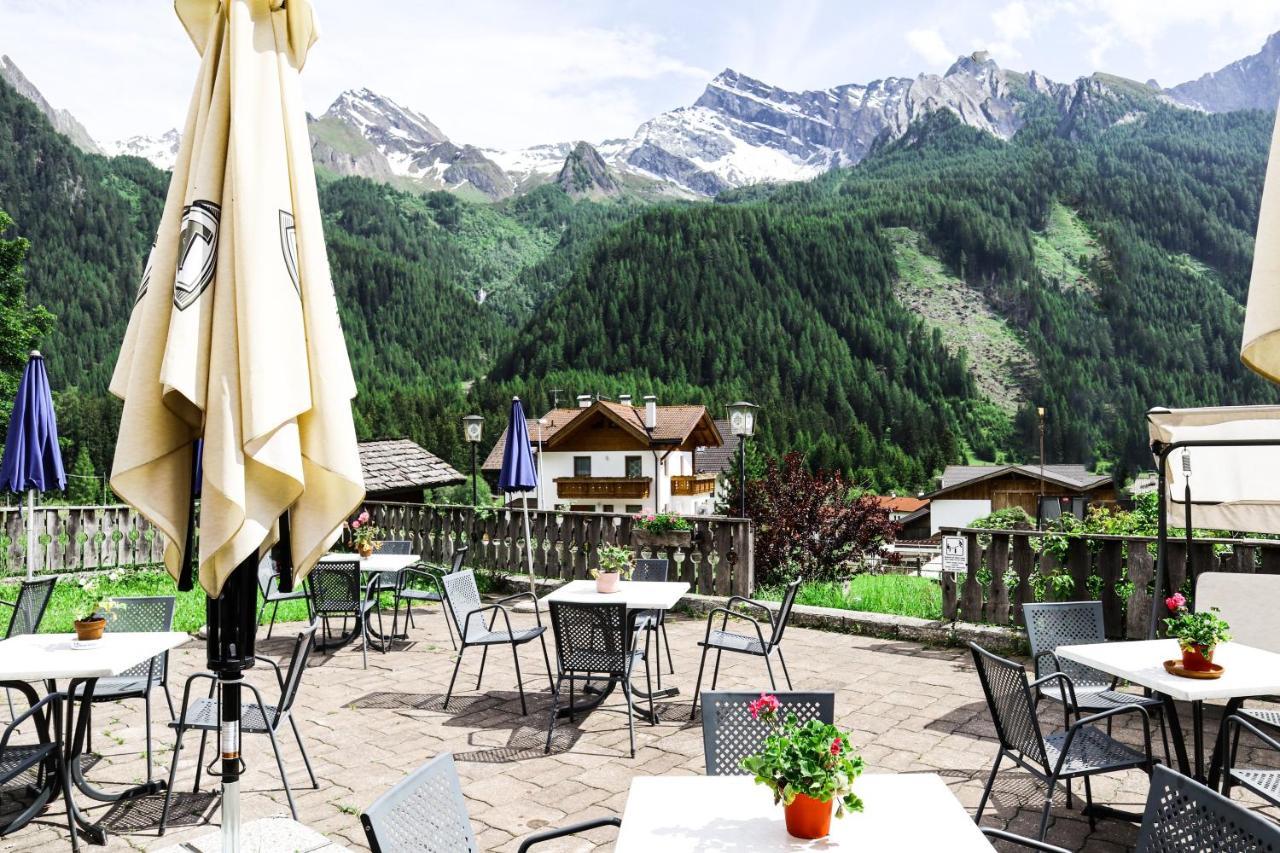 Gasthof Albergo Neuwirt ヴァル・ディ・ヴィッツェ エクステリア 写真