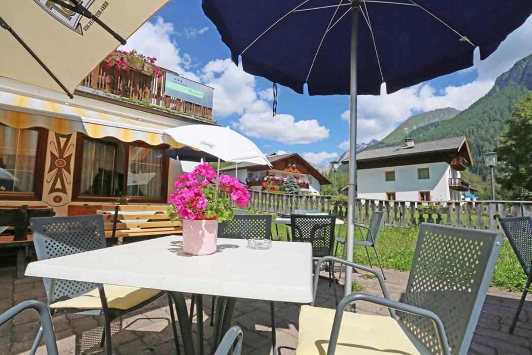 Gasthof Albergo Neuwirt ヴァル・ディ・ヴィッツェ エクステリア 写真
